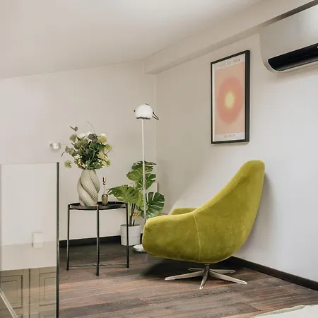 Eclectic Violet - Loftaffair Apartment Krakau
